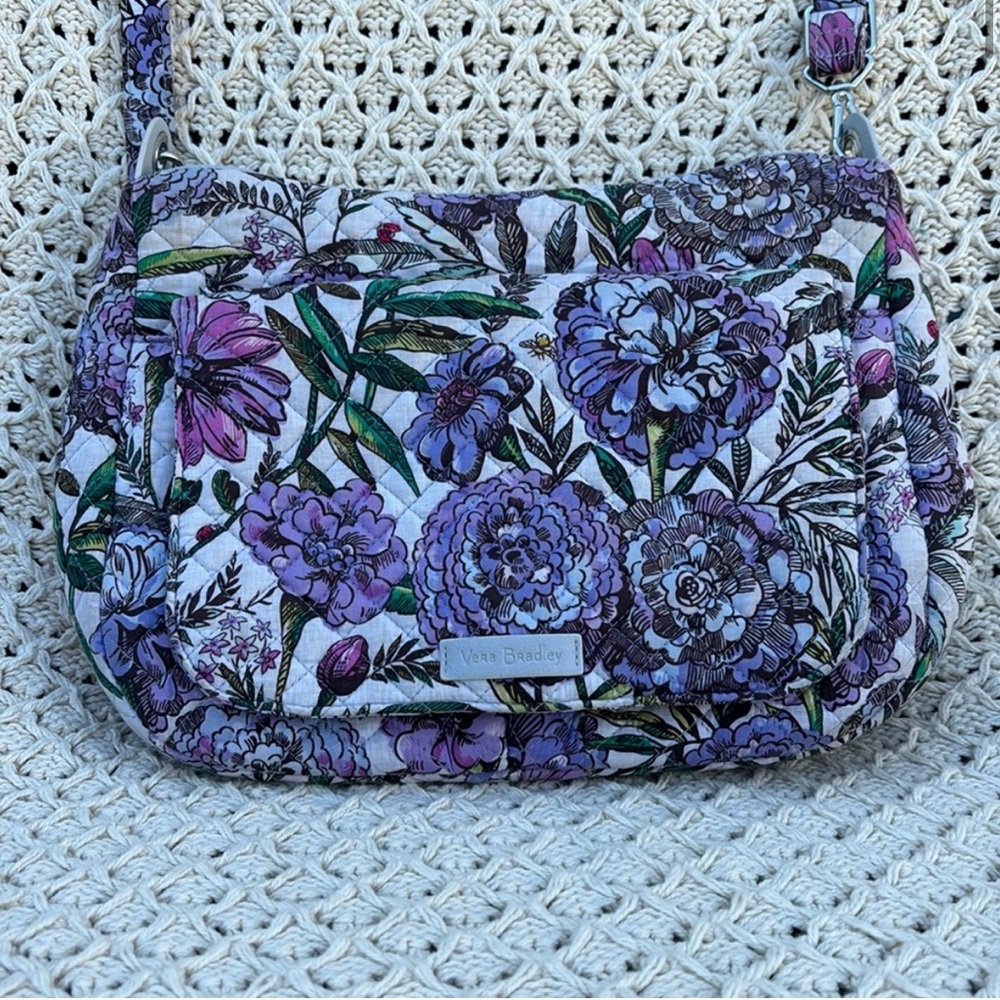 Vera Bradley Carson bag in Lavender Meadow